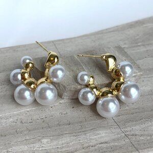 NEW~ Anthropologie Ettika Five Point Pearl Hoop Earrings